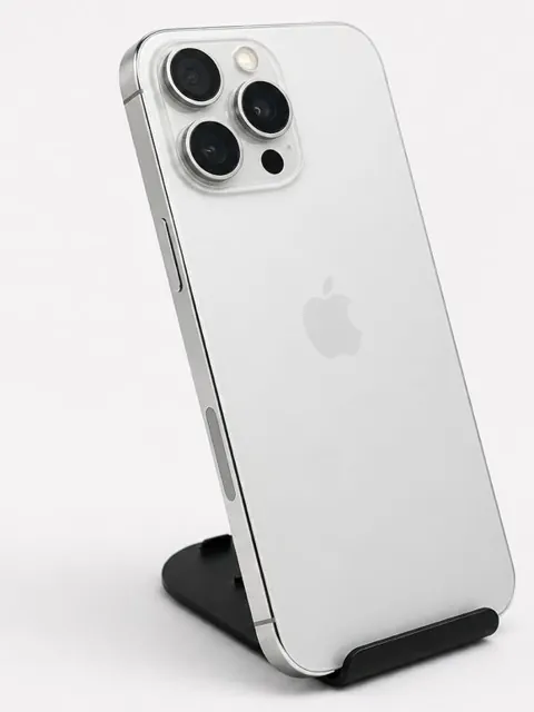 iPhone 15 Pro Max prata